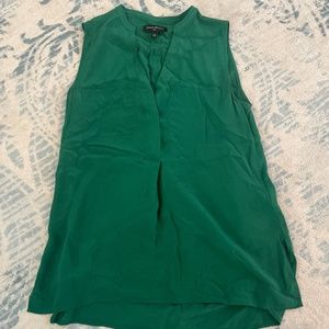 Banana Republic green silk tank size XS